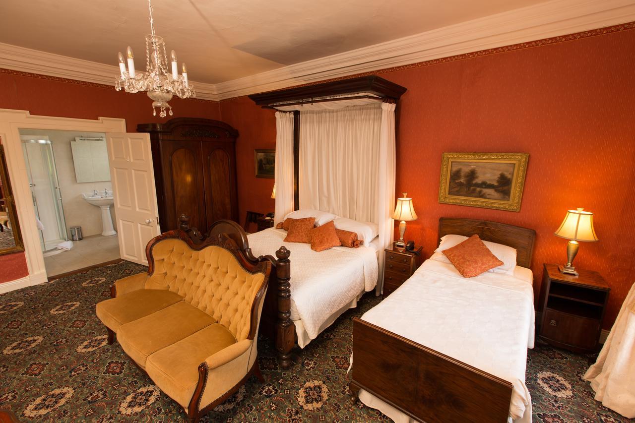 Inch House Hotell Thurles Exteriör bild